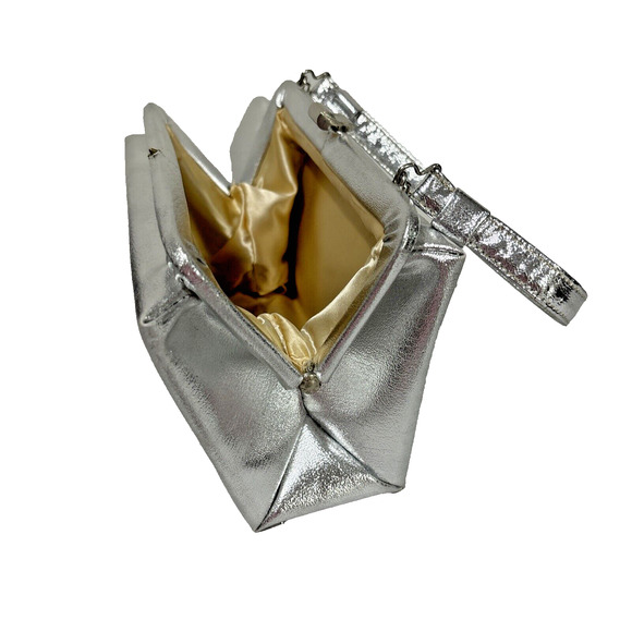Vintage Silver Metallic Evening Bag Mid Century Top Handle Dressy Event Purse - Picture 5 of 10